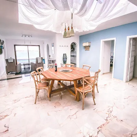 Villa Flamencos By Veaco- Beachfront & Pool *