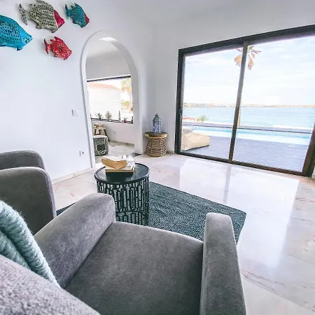 Flamencos By Veaco- Beachfront & Pool Villa *