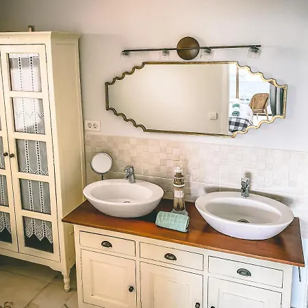 Flamencos By Veaco- Beachfront & Pool Villa