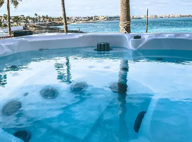 Flamencos By Veaco- Beachfront & Pool Villa
